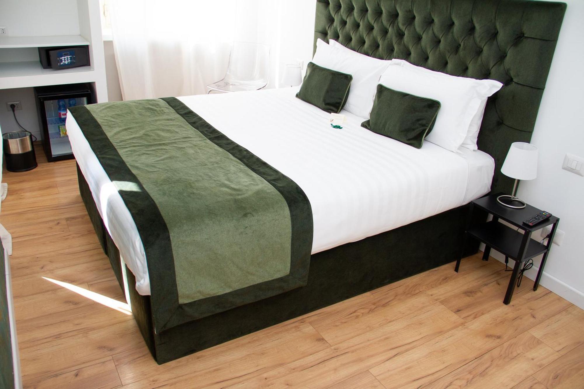 Home At Rome St. Peter Rooms&Apartment المظهر الخارجي الصورة