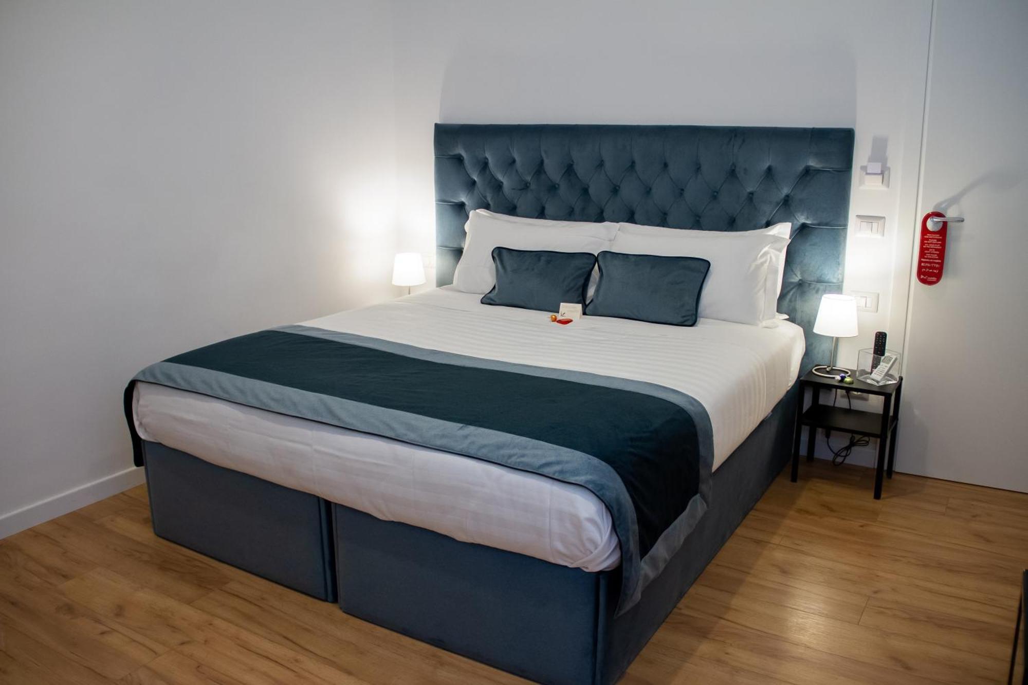 Home At Rome St. Peter Rooms&Apartment المظهر الخارجي الصورة