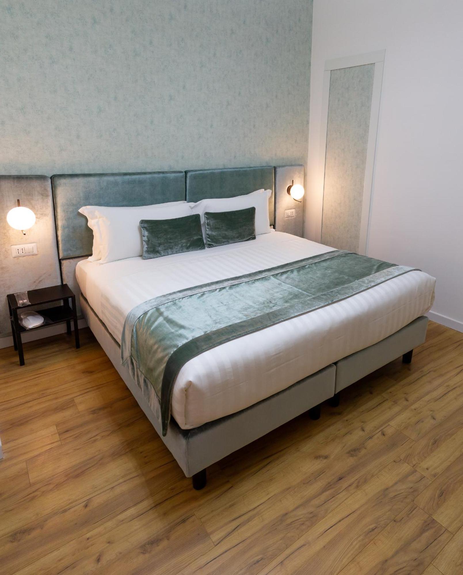 Home At Rome St. Peter Rooms&Apartment المظهر الخارجي الصورة